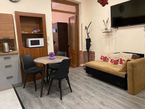 Downtown home in the heart of old Tbilisi