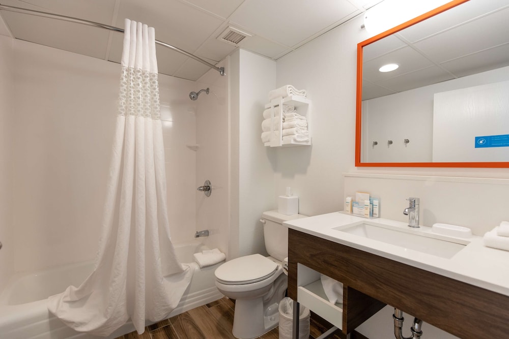 Hampton Inn by Hilton of Kuttawa Eddyville - photo 46