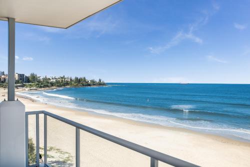 Pandanus Court — 4-Star Luxury Hotel in Caloundra, Australia