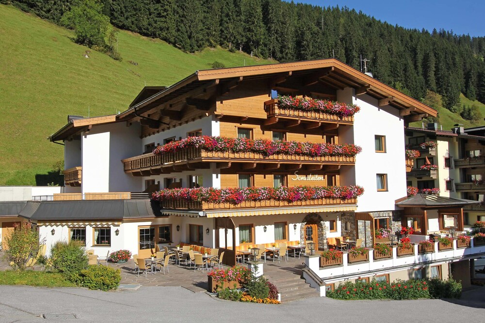 Hotel Pension Sonnleiten in Tux, Austria
