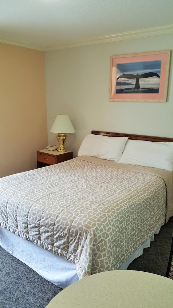 Merrill Field Inn - photo 20