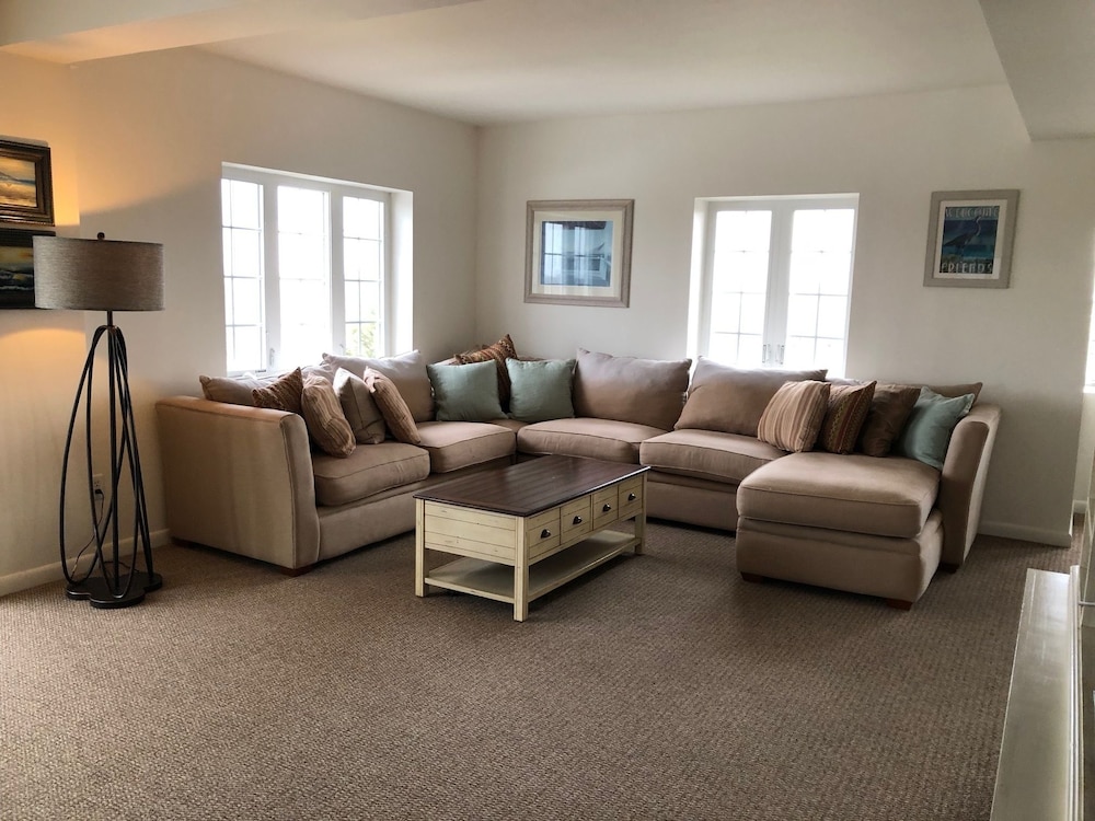 Montauk Manor - photo 41