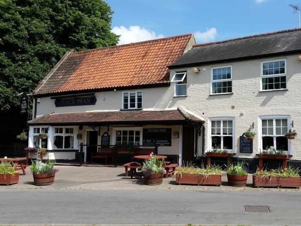 The Black Swan Inn - carbon neutral hotel in Norwich