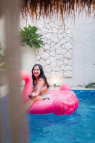 Dupadi Villa Jogja With Privatepool — 5-Star Luxury Hotel in Jetis, Indonesia