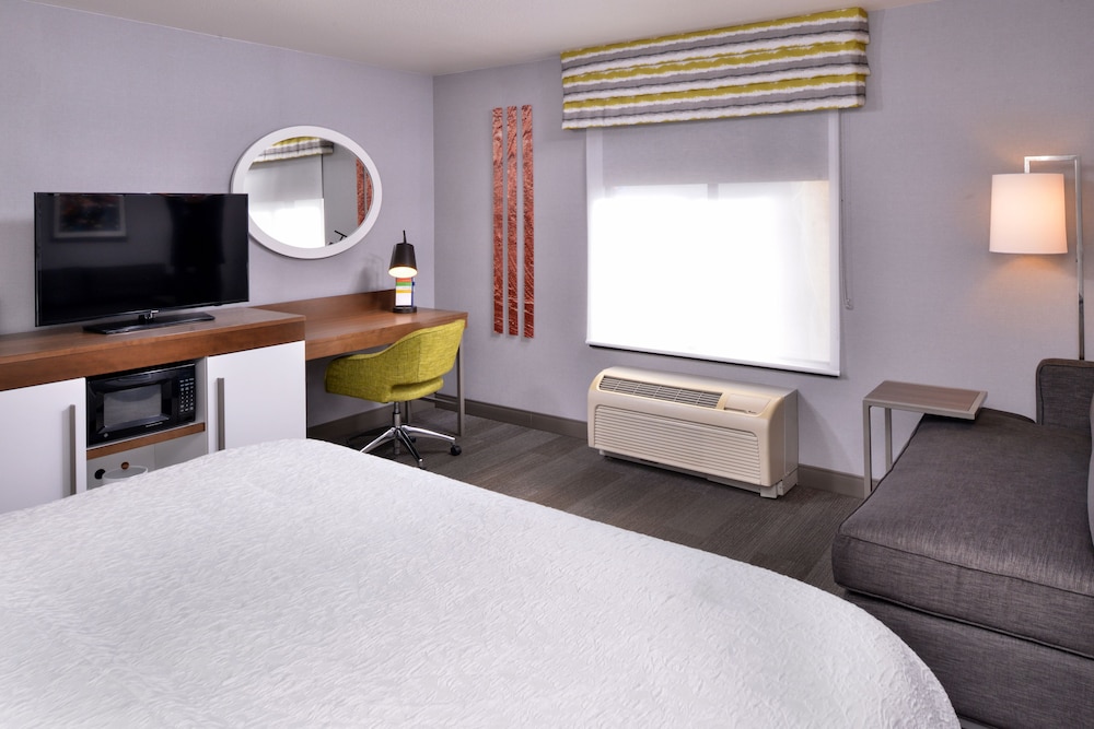 Hampton Inn & Suites Carson City - photo 9