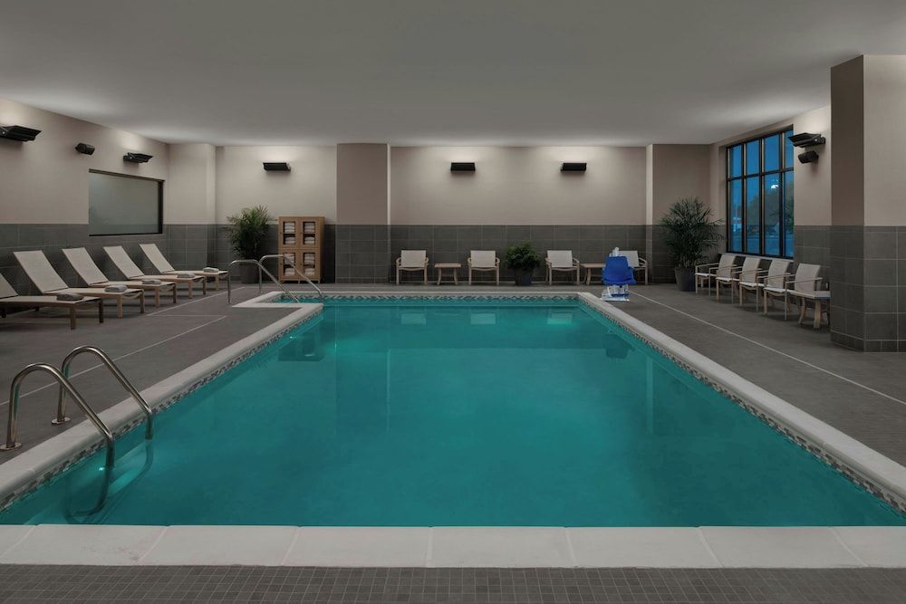 AC Hotel Lansing University Area - photo 22
