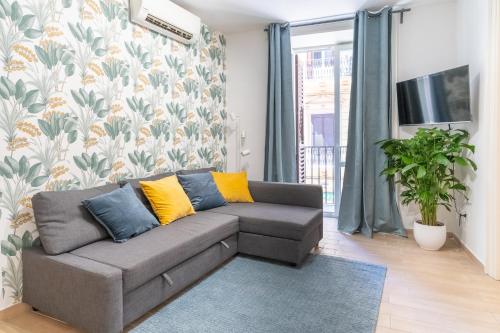 Four Luxury Apartment — 4-Star Luxury Hotel in Palermo, Italy