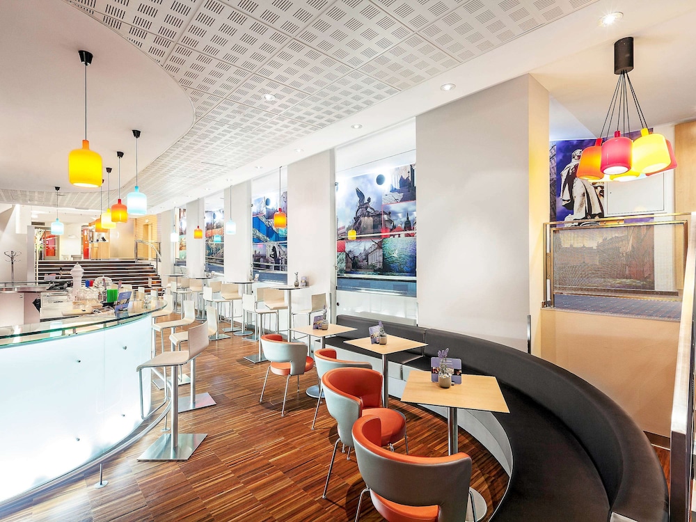 מזון ומשקאות