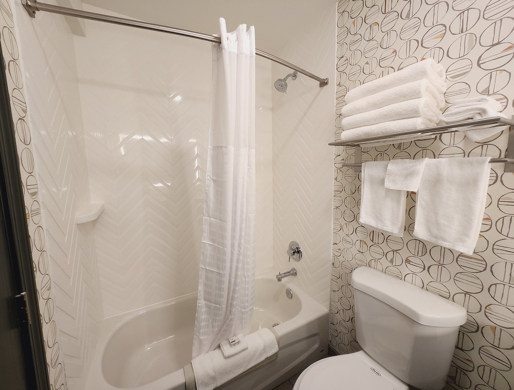 Holiday Inn Ontario by IHG - photo 19