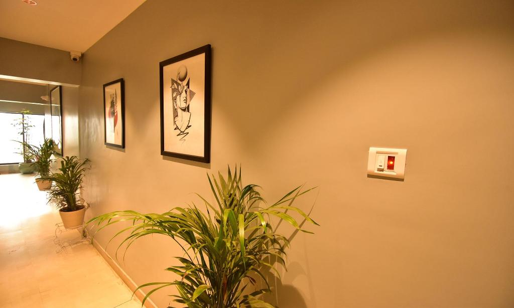 Dhanvantari Hotel — Mumbai — photo 2