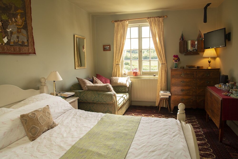 China Farm Barn — 4-Star Luxury Hotel in Canterbury, United Kingdom