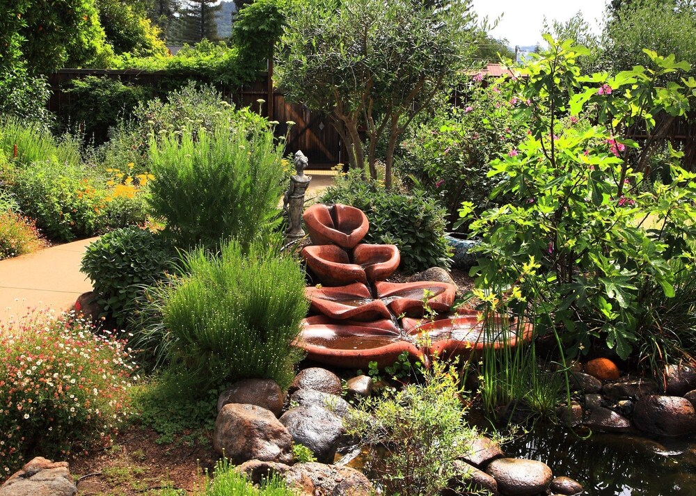 Bella Luna Inn - photo 21
