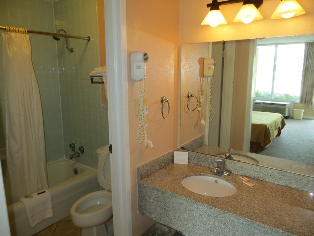 Americourt Extended Stays - photo 22
