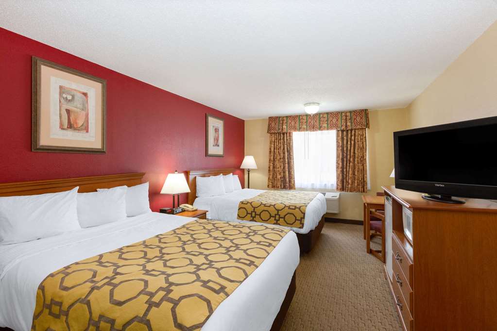 Baymont by Wyndham Fort Dodge - photo 7