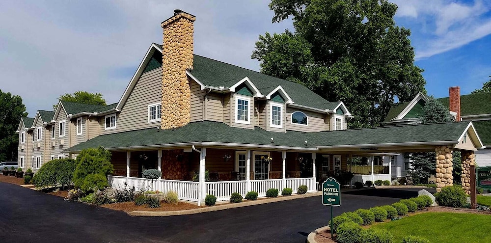 Hearthstone Inn & Suites — hotel in Cedarville