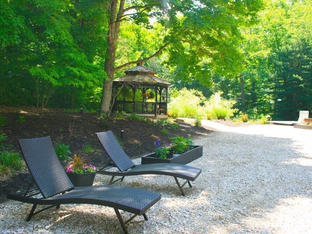 The Yellowwood - photo 12