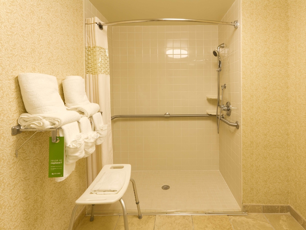 Hampton Inn St. Augustine Beach - photo 37