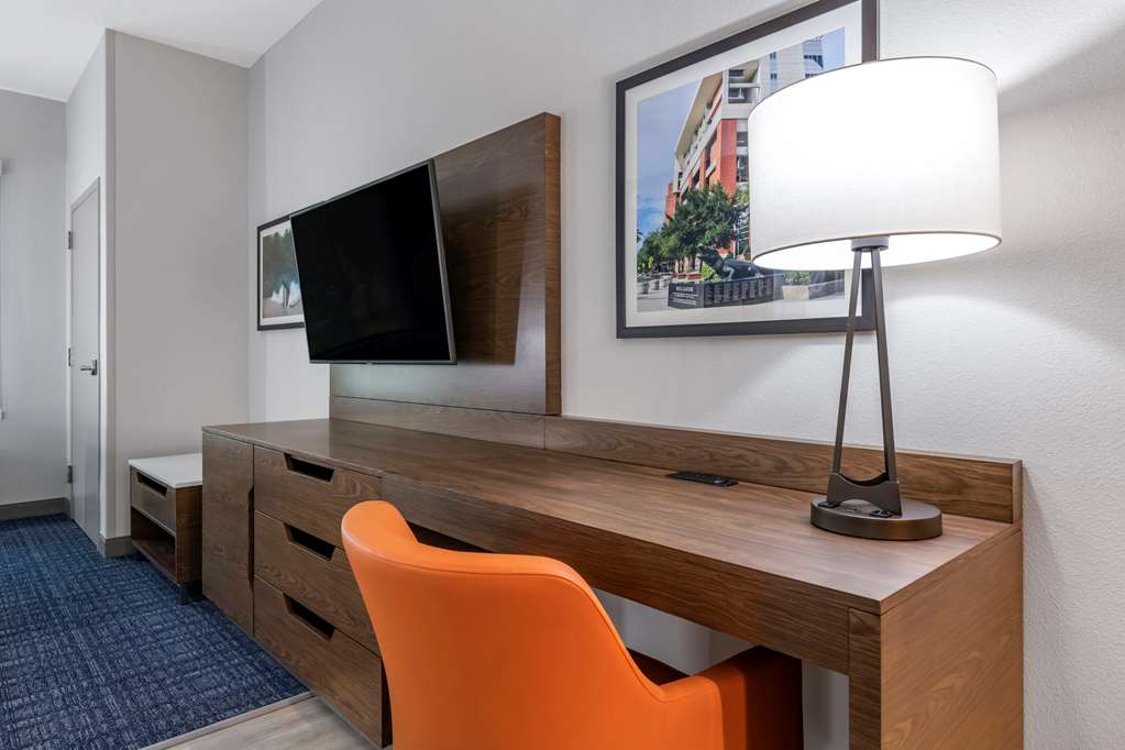 Comfort Suites Gainesville near University - photo 21