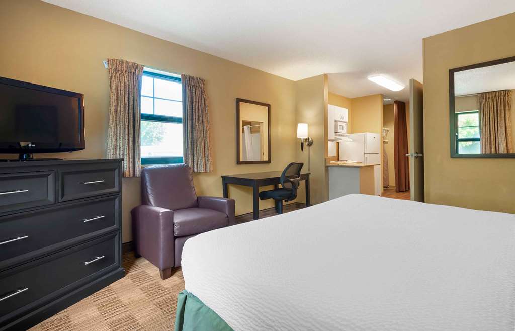 Extended Stay America Suites Secaucus Meadowlands - photo 18