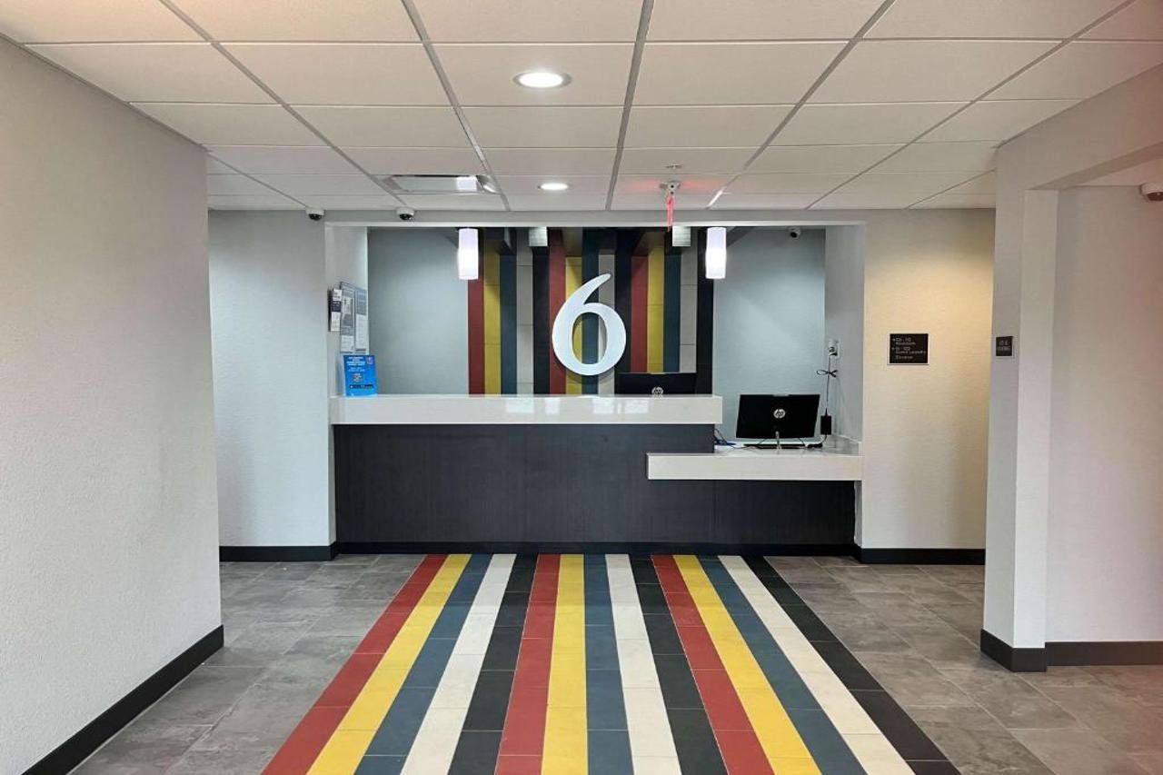 Motel 6 Fort Worth TX Lake Worth - photo 4