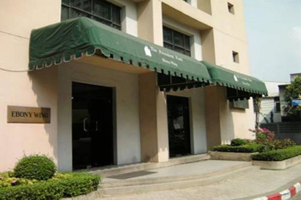 Ebony Towers at ParkView