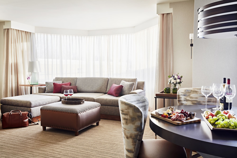 Lansdowne Resort and Spa - photo 24