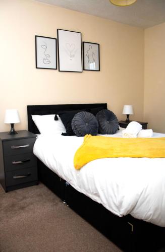 XB Property Comfy house perfect for families contractors relocators — 4-Star Luxury Hotel in West Bromwich, United Kingdom