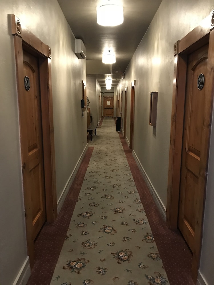 Hotel Sutter - photo 60