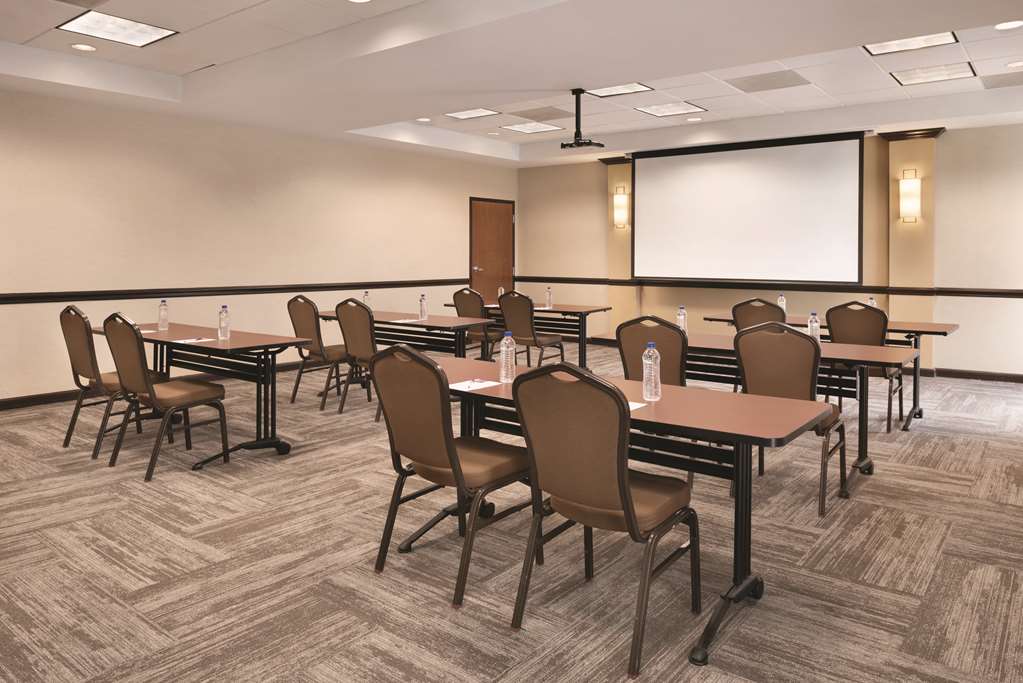 Hyatt Place Chicago Hoffman Estates - photo 2