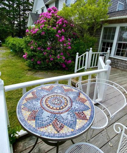 Corea Harbor's Black Duck Inn - photo 15