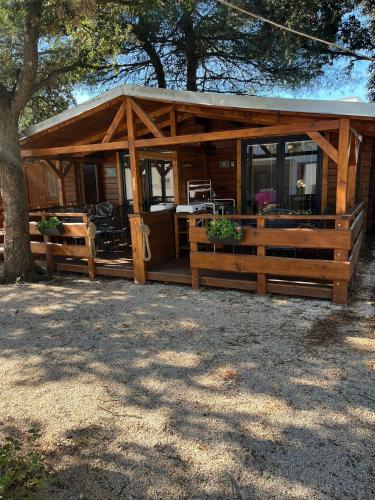 Chatka Daisy A B in Pakostane, Croatia