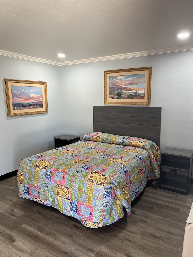 Travel Inn Gilroy - photo 9