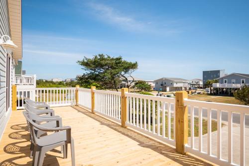 Changes In L'Attitude by Oak Island Accommodations - photo 33