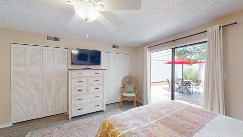 627 Queens Grant - photo 17
