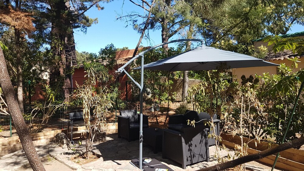 House With 3 Bedrooms in Borgo With Enclosed Garden and Wifi 5 km F — 4-Star Luxury Hotel in Borgo, France