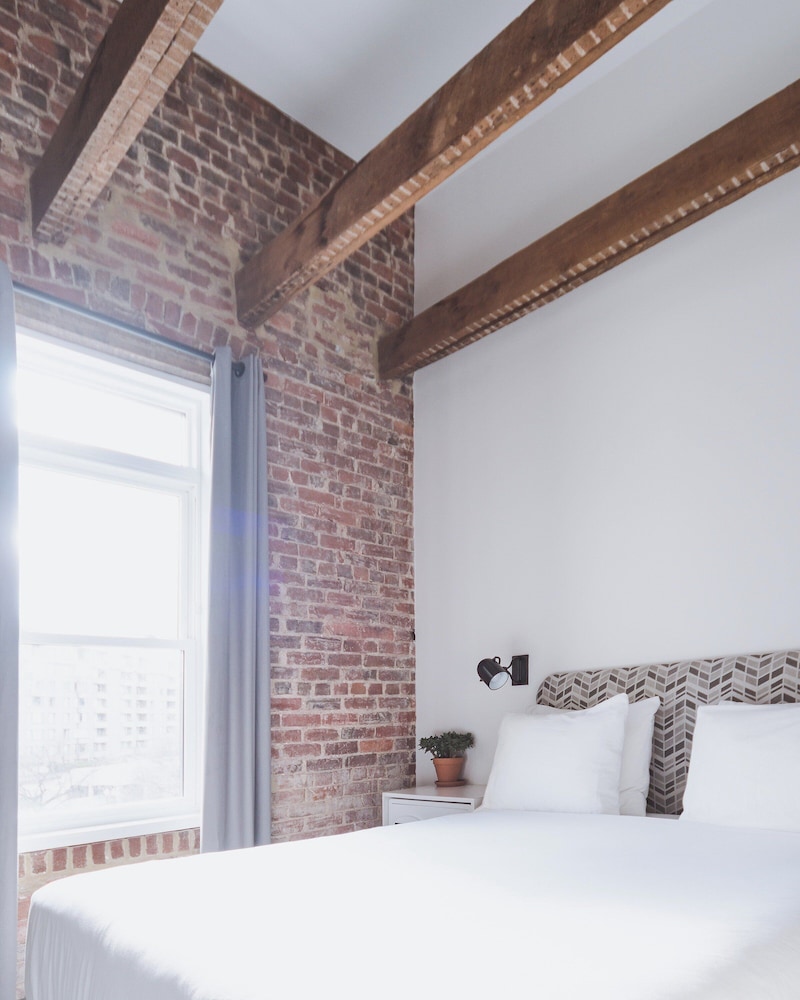 Hotel Hive - photo 37