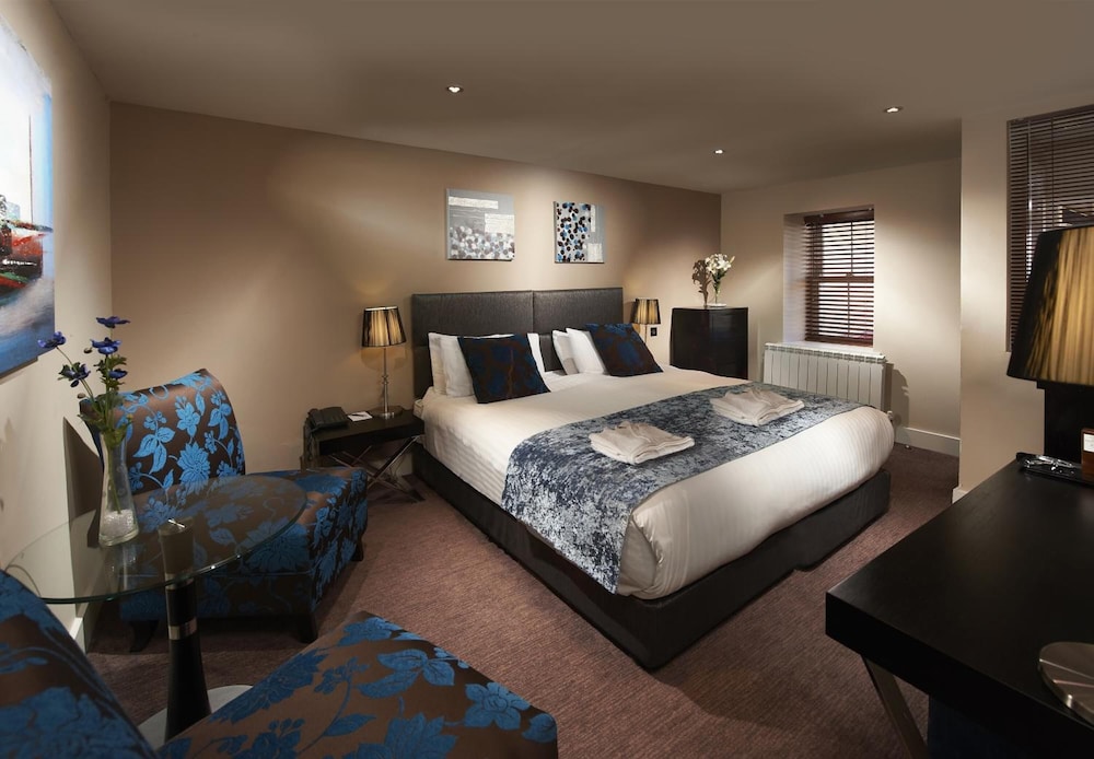 Duke Of Normandie - carbon neutral hotel in Saint Peter Port