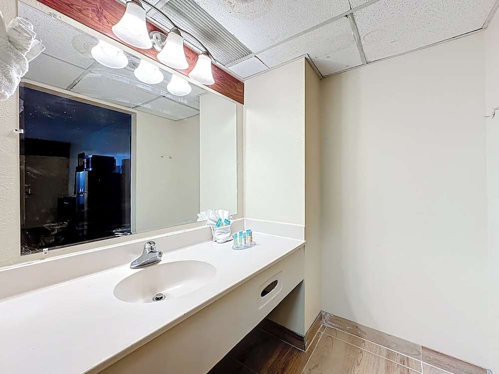 Stayable Jacksonville West - photo 25