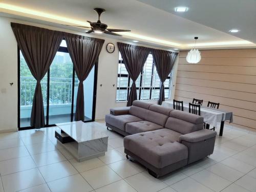 SkyView — 4-Star Luxury Hotel in Johor Bahru, Malaysia
