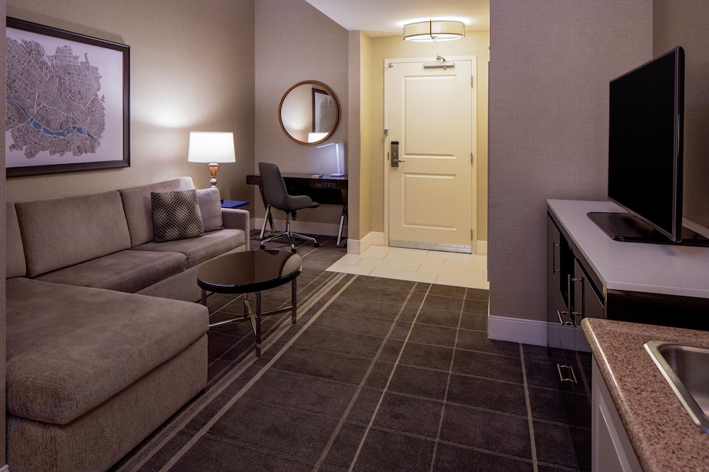 Hilton Richmond Downtown - photo 6