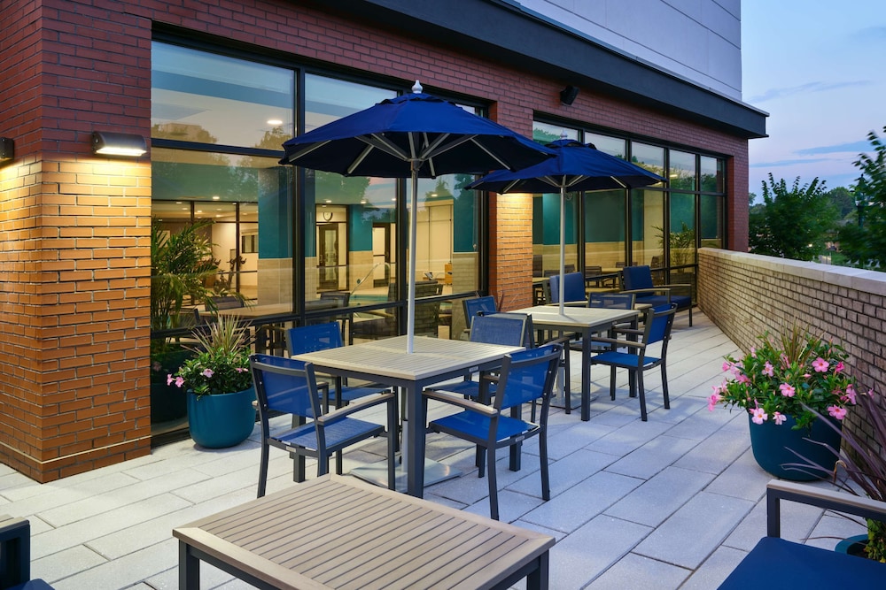 Hampton Inn by Hilton Towson - photo 25