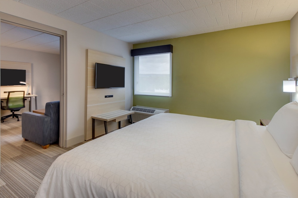 Holiday Inn Express Pittston Scranton Airport by IHG - photo 16