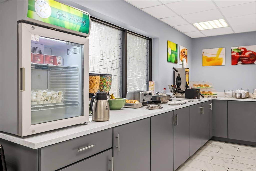 Quality Inn Fort Campbell - photo 32