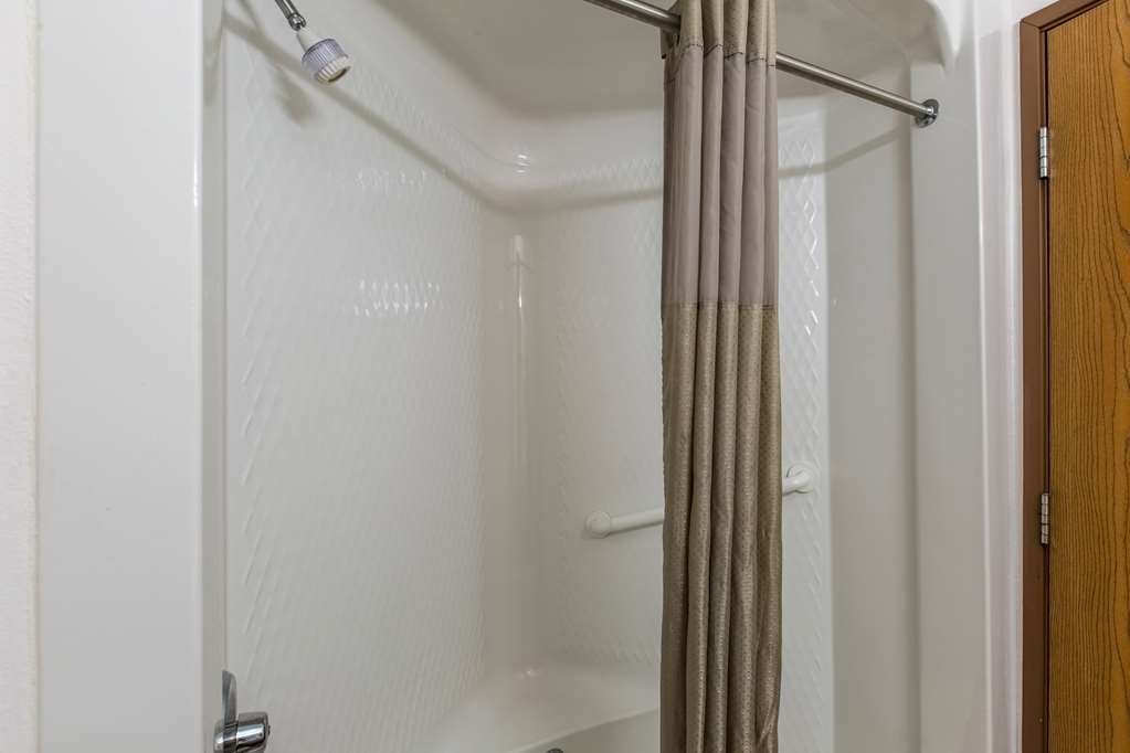 Motel 6 Baraboo WI Lake Delton - photo 21