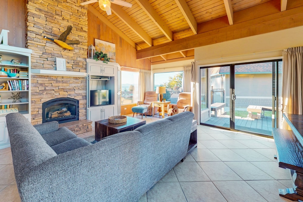 619 Lakefront - photo 44
