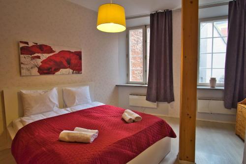 Dream Stay Old Town Church View Apartment with Sauna