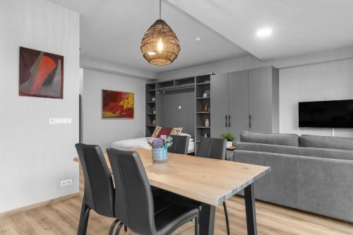 B 18 20 Apartments