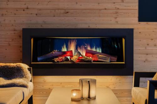 The Luxury Polar View High standard apartment with Sea views — 4-Star Luxury Hotel in Tromso, Norway