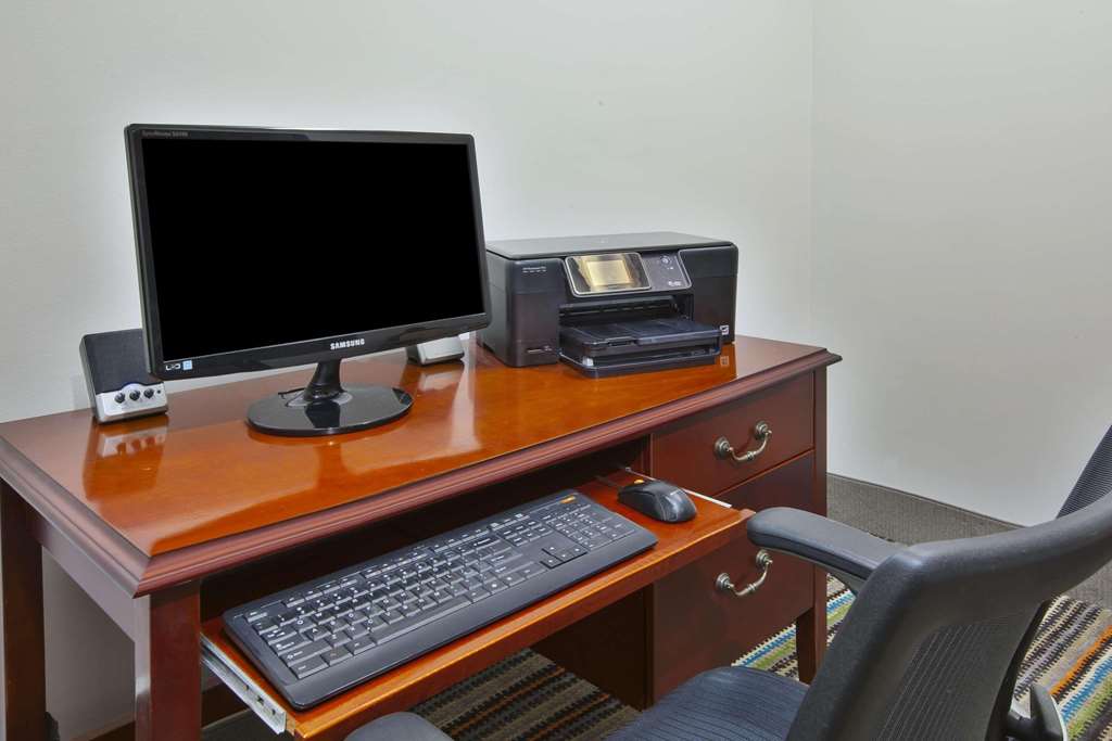 Country Inn & Suites by Radisson Big Rapids MI - photo 17