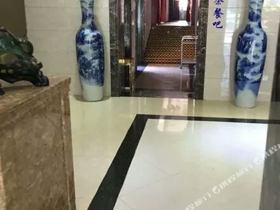 Huatai Business Hotel in Xishan, People's Republic of China